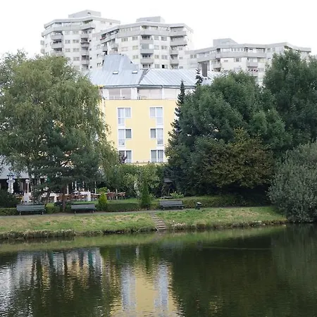 Rheinsberg Am See מלון 4*