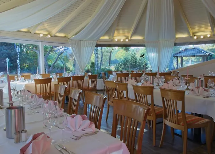 Hotel Rheinsberg Am See 4*