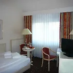Hotel Rheinsberg Am See 4*